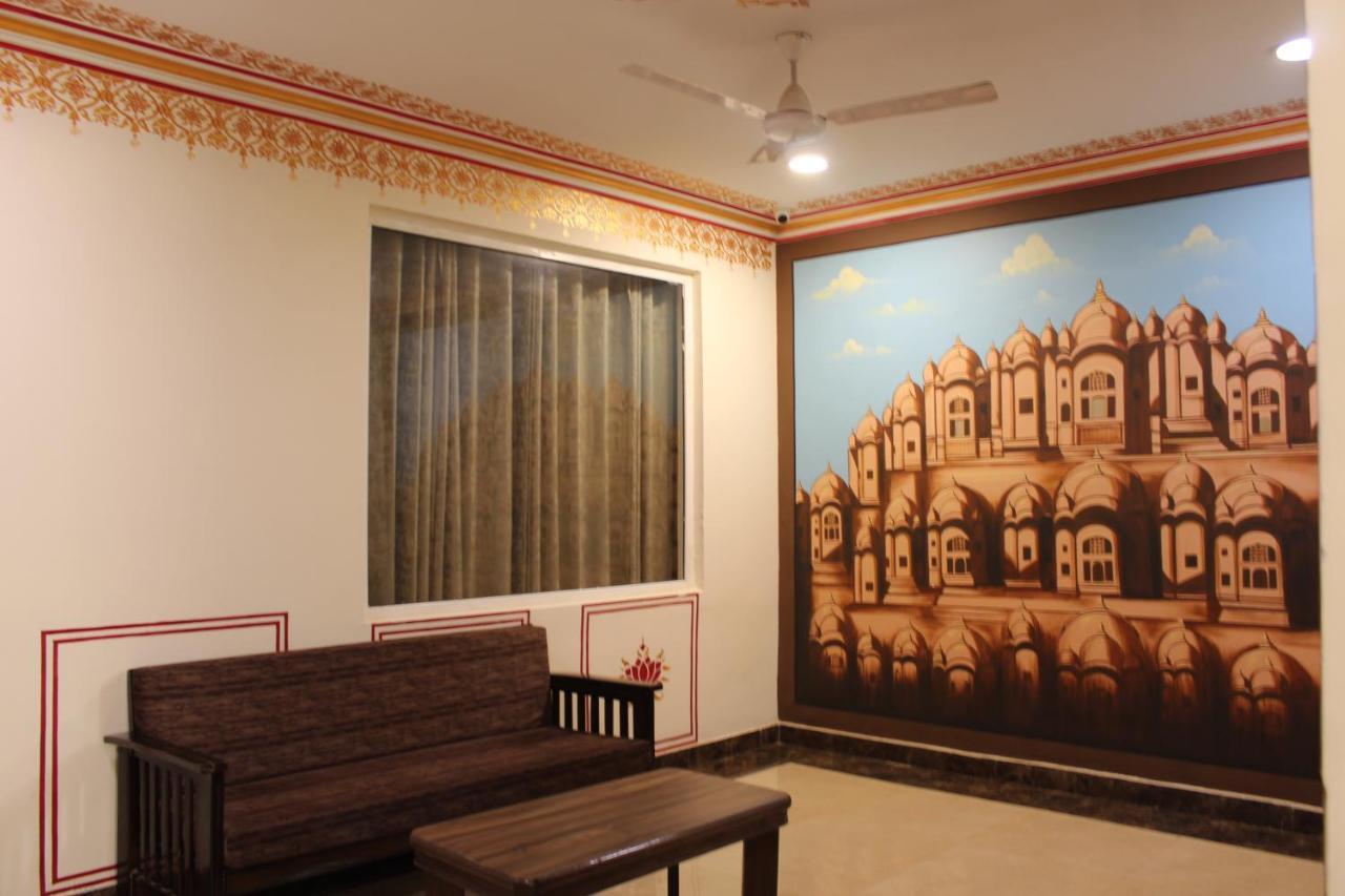 The Royal Ville Agra - Family & Corporate Hotel Exteriör bild