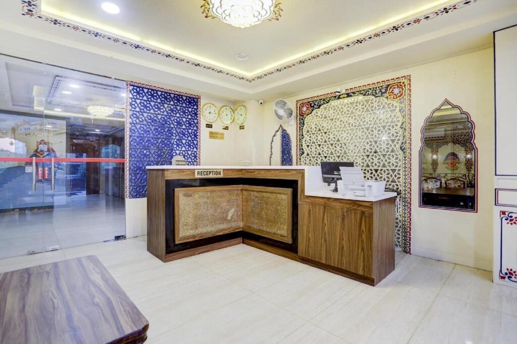 The Royal Ville Agra - Family & Corporate Hotel Exteriör bild