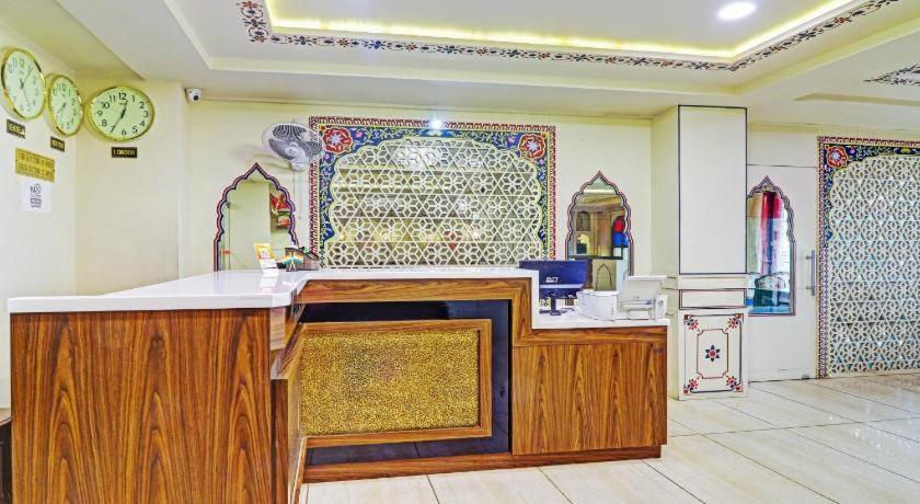 The Royal Ville Agra - Family & Corporate Hotel Exteriör bild